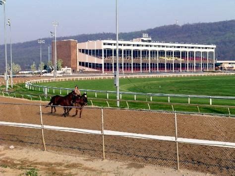 penn national race track grantville pa.